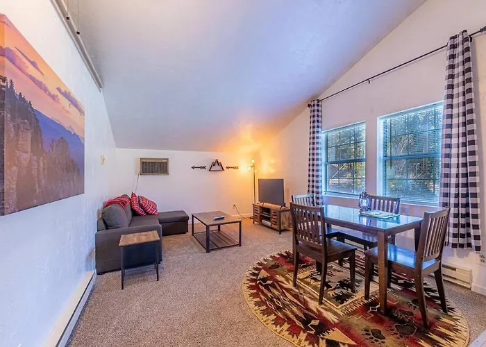 Quaint Retreat 12 Ridgeview * Payson